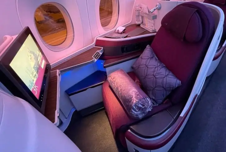 What to expect from Qatar Airways business class.