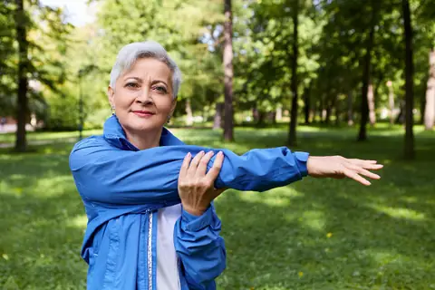 5 Crucial Lifestyle Changes That Will Help You Slow Down Aging